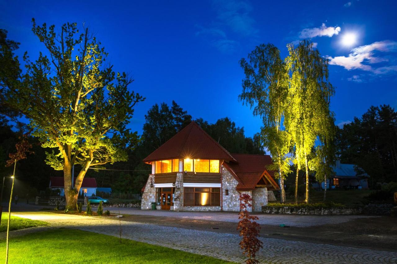 Hotel Debowy Dwor Ruda Rozaniecka Exteriér fotografie