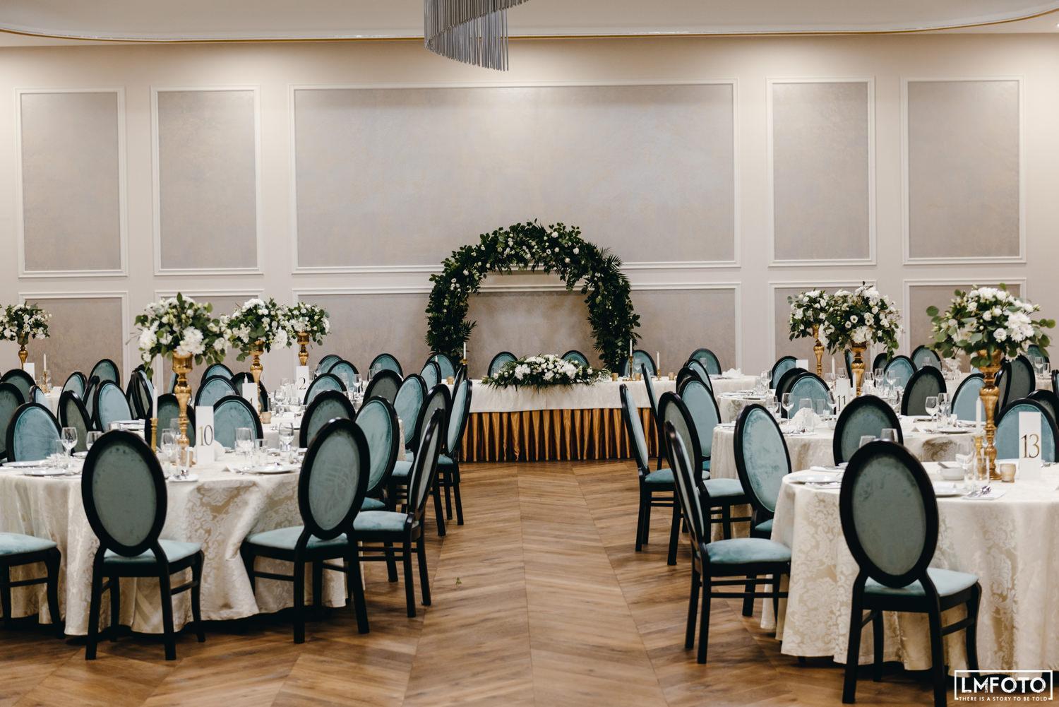 Hotel Debowy Dwor Ruda Rozaniecka Exteriér fotografie