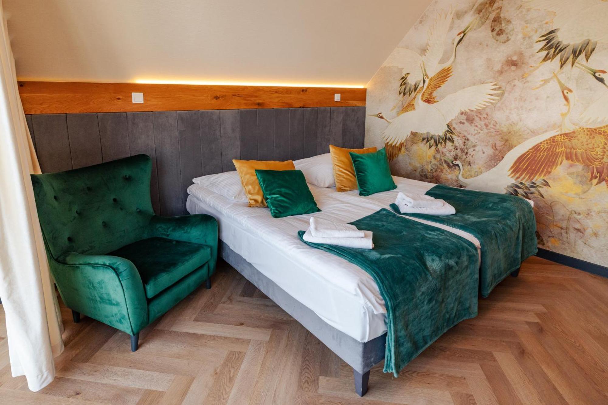 Hotel Debowy Dwor Ruda Rozaniecka Exteriér fotografie
