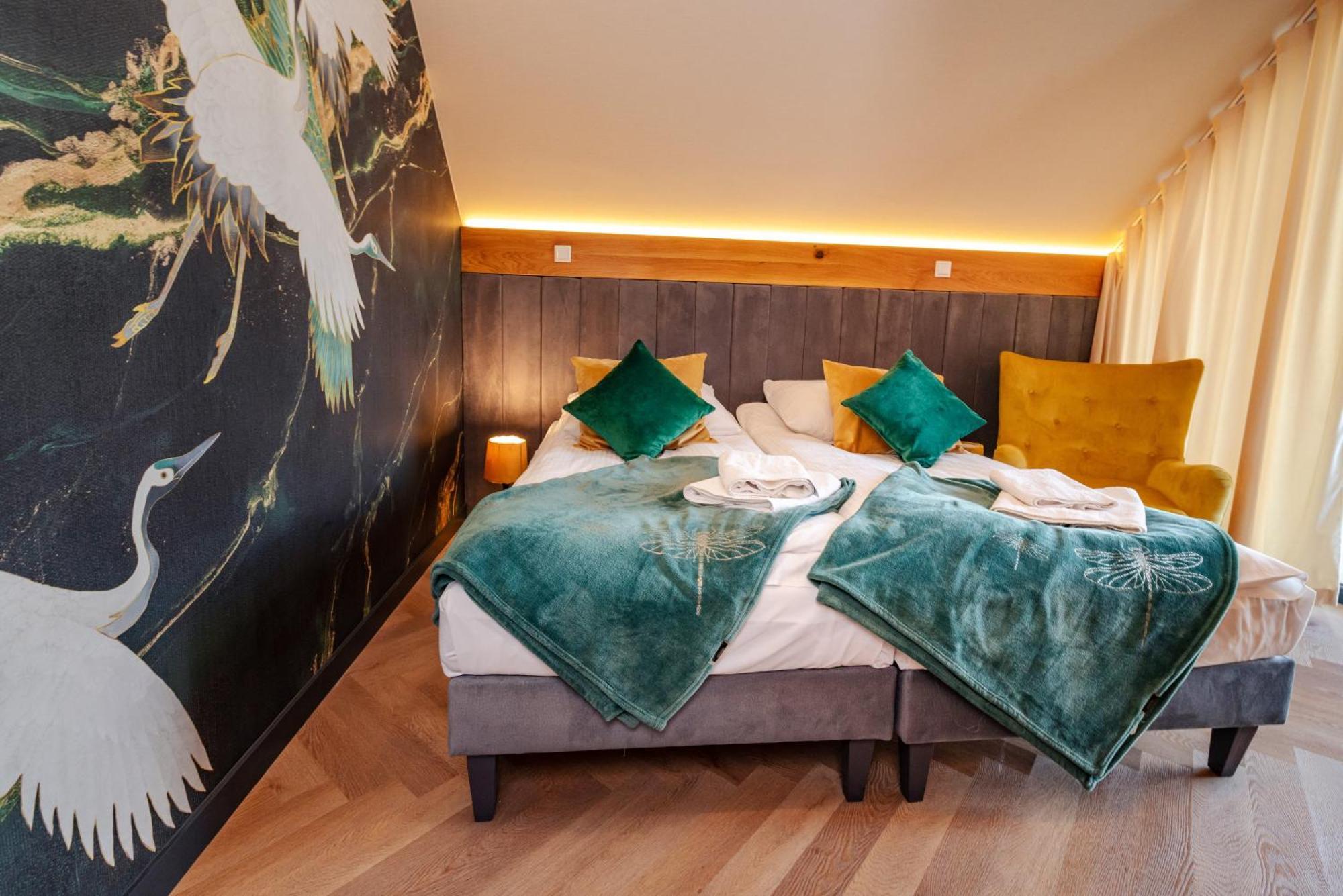Hotel Debowy Dwor Ruda Rozaniecka Exteriér fotografie
